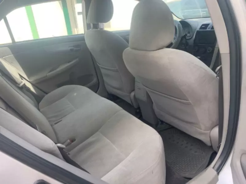 Toyota Corolla   - 2010