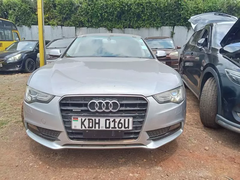 Audi Q5   - 2015