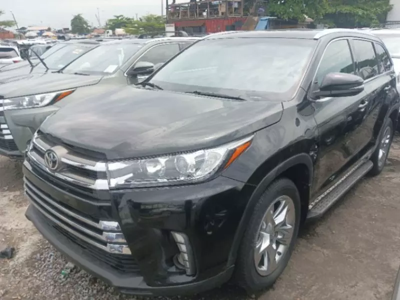 Toyota Highlander   - 2015