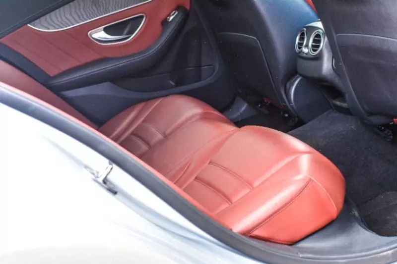 Mercedes-Benz C200   - 2016