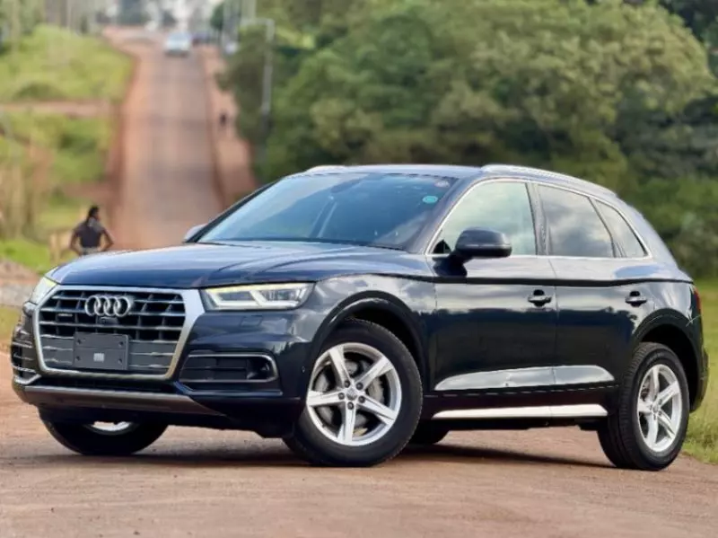 Audi Q5   - 2018