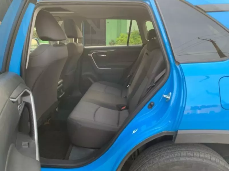 Toyota RAV4   - 2019