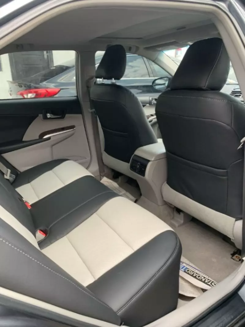 Toyota Camry   - 2013