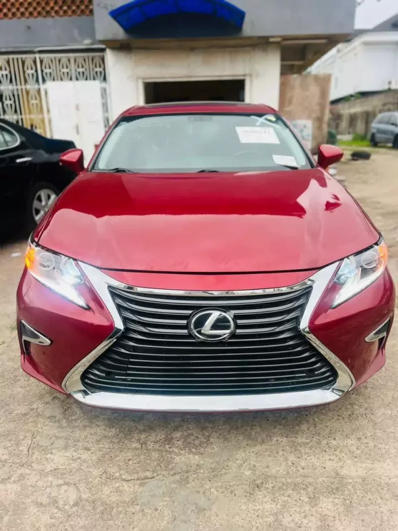Lexus ES 350   - 2015