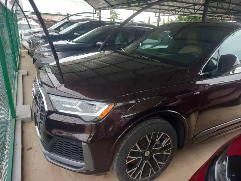 Audi Q7   - 2020