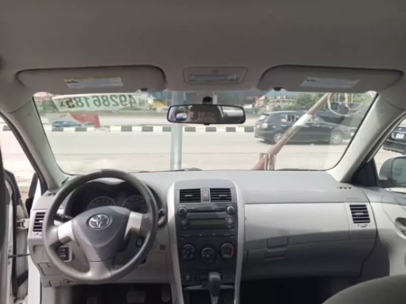 Toyota Corolla   - 2011