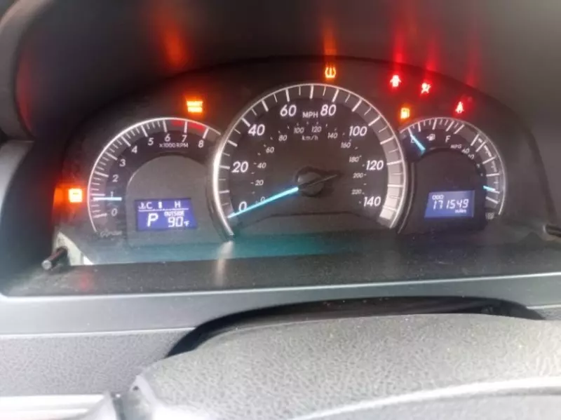 Toyota Camry   - 2012