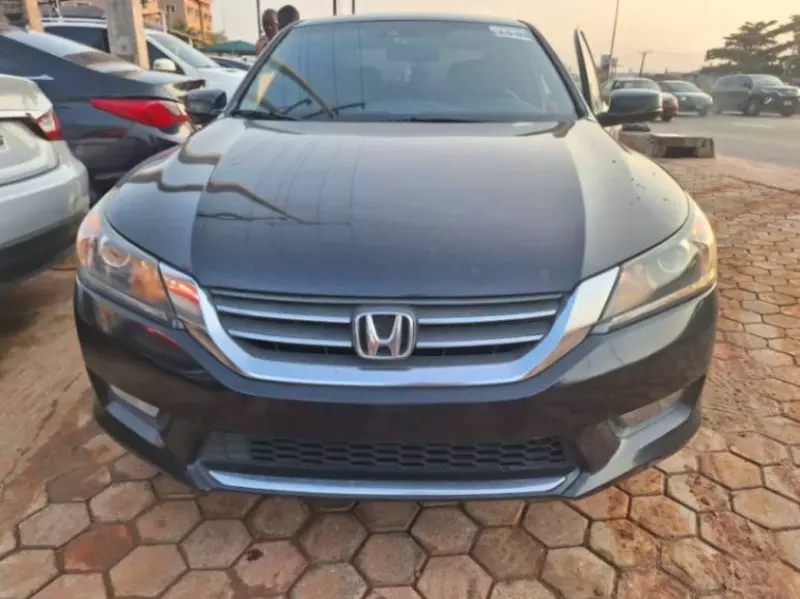 Honda Accord   - 2015