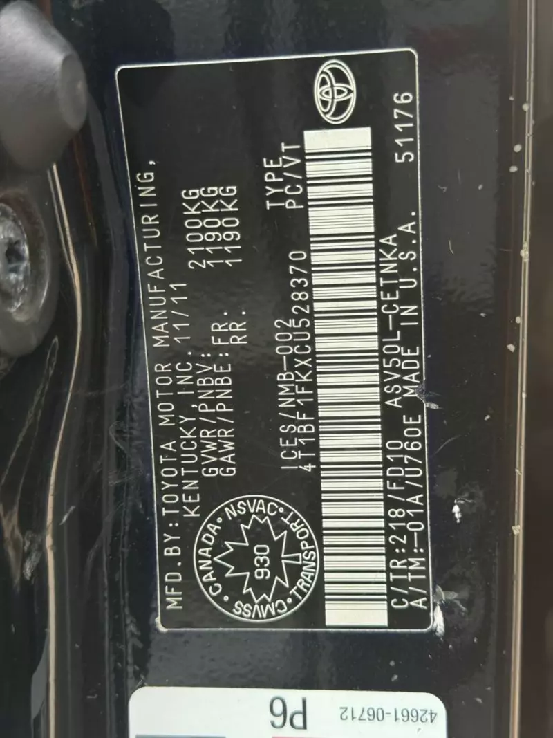 Toyota Camry   - 2012