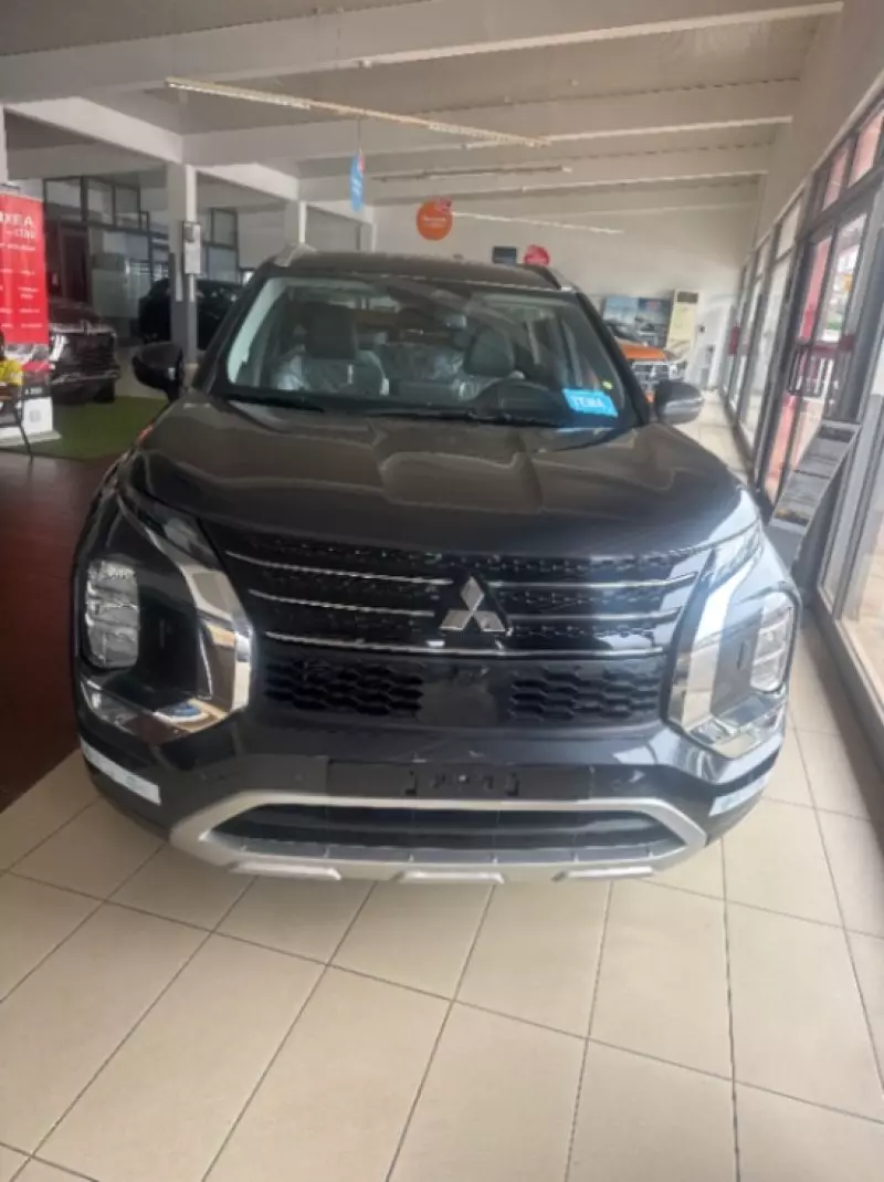 Mitsubishi OUTLANDER   - 2026