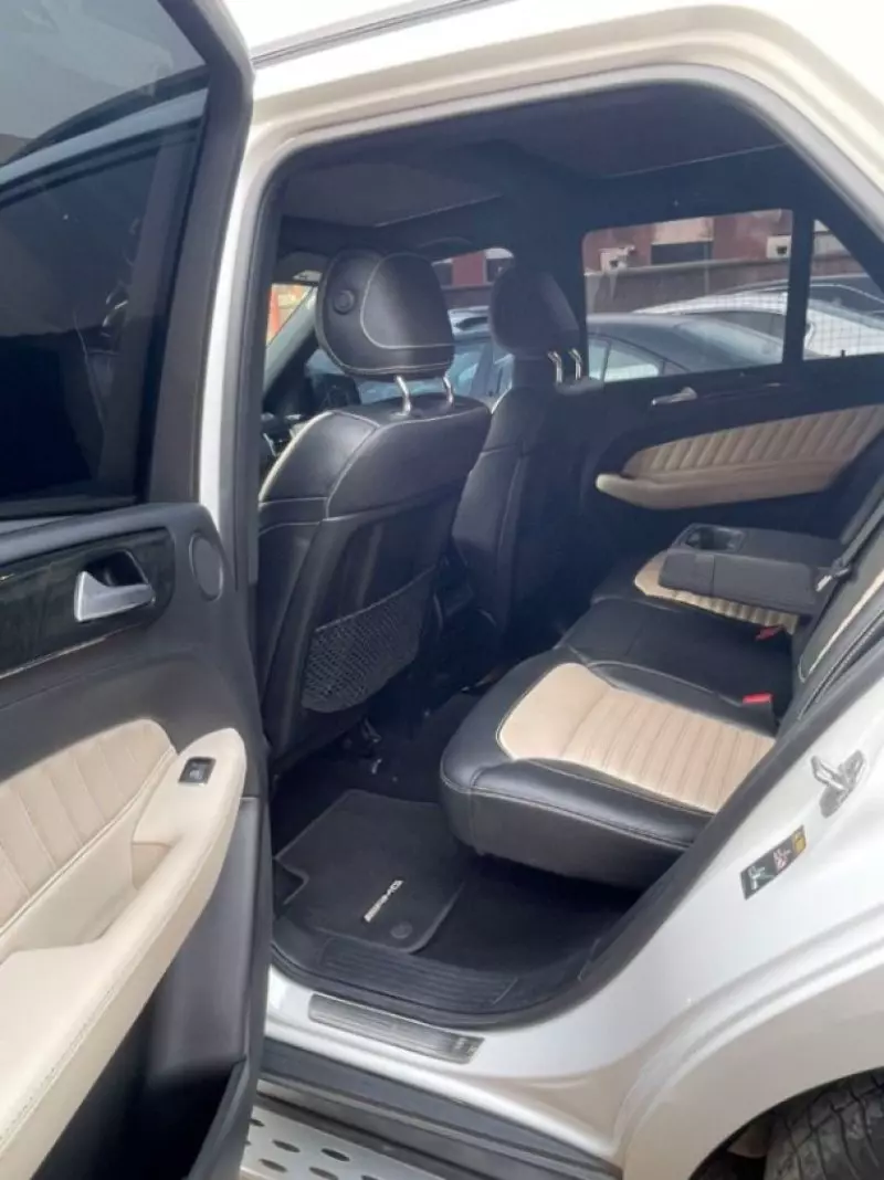 Mercedes-Benz GLE 400 - 2016