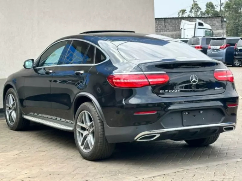 Mercedes-Benz GLC 220 - 2018