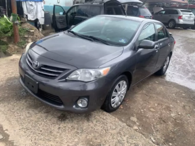 Toyota Corolla   - 2013