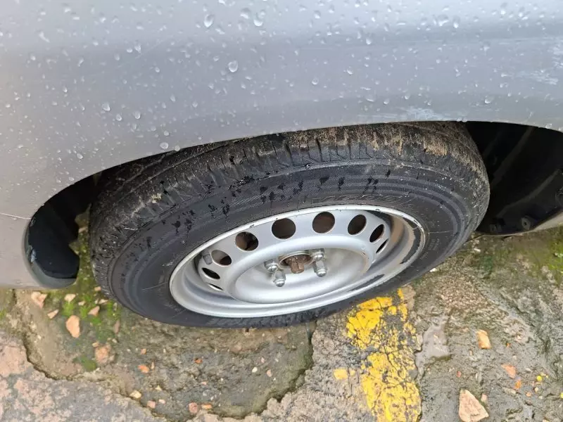 Toyota Probox    - 2016