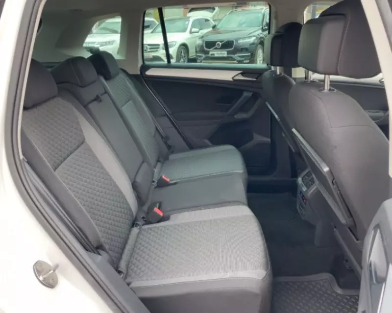 Volkswagen Tiguan   - 2018