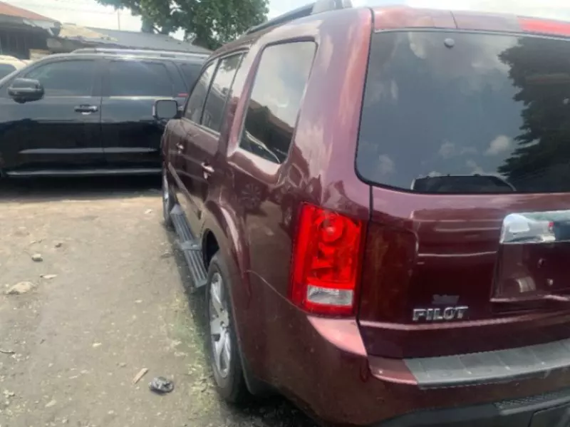Honda Pilot   - 2012