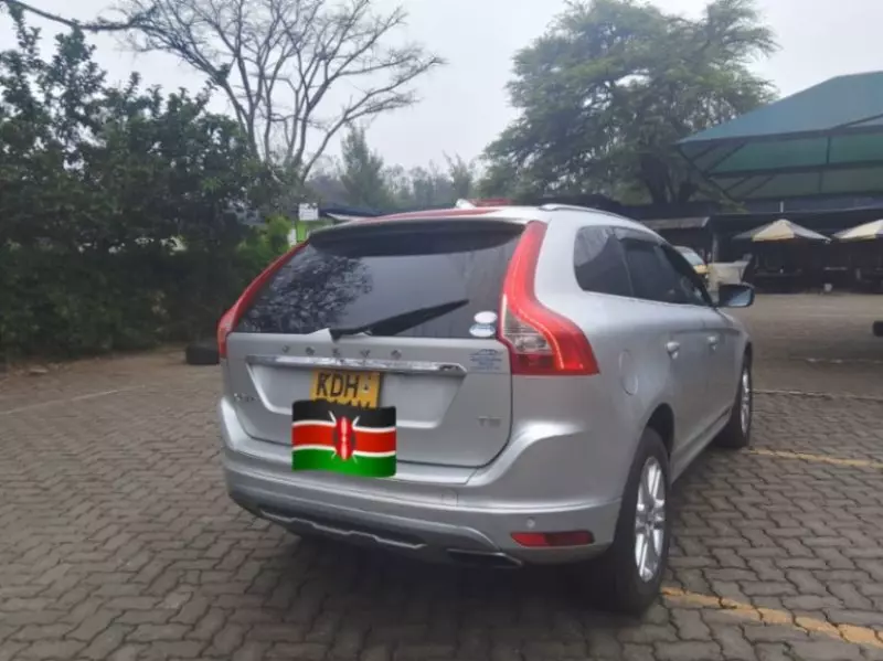 Volvo XC60   - 2015