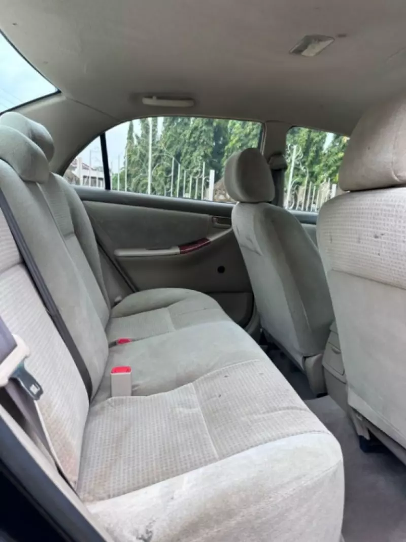 Toyota Corolla   - 2006