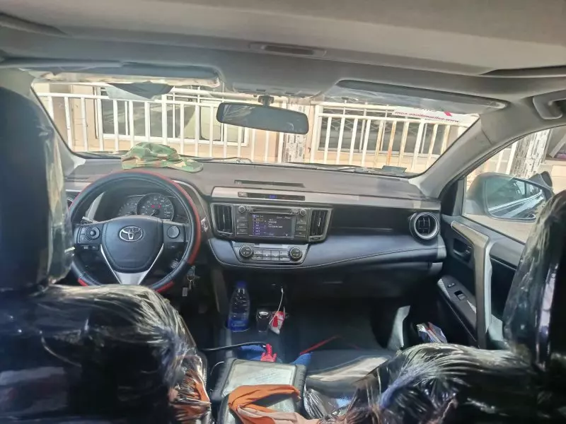 Toyota RAV4   - 2013