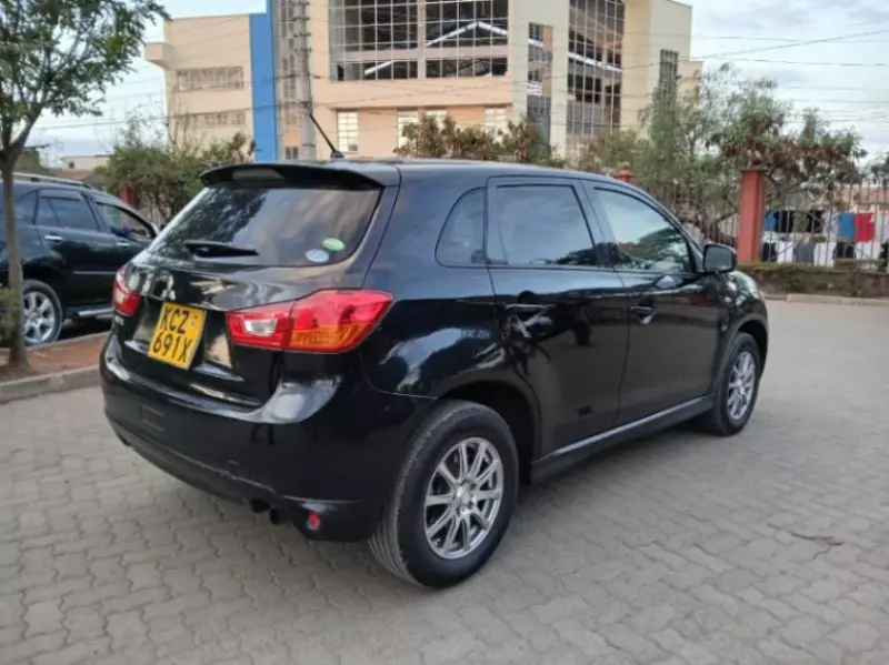 Mitsubishi RVR   - 2013