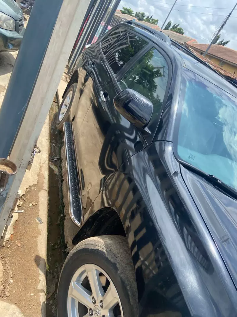 Toyota Highlander   - 2009