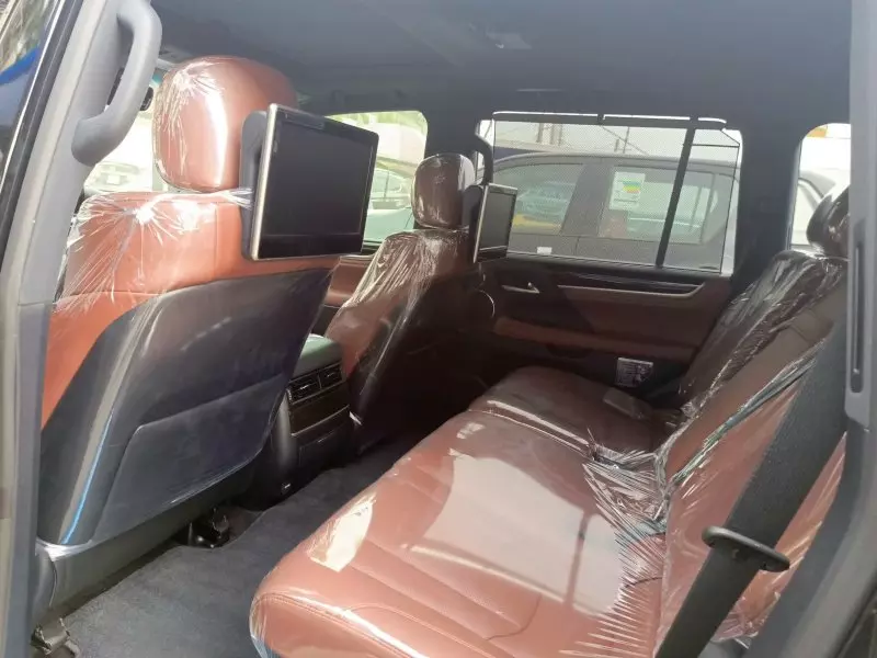 Lexus LX 570   - 2020
