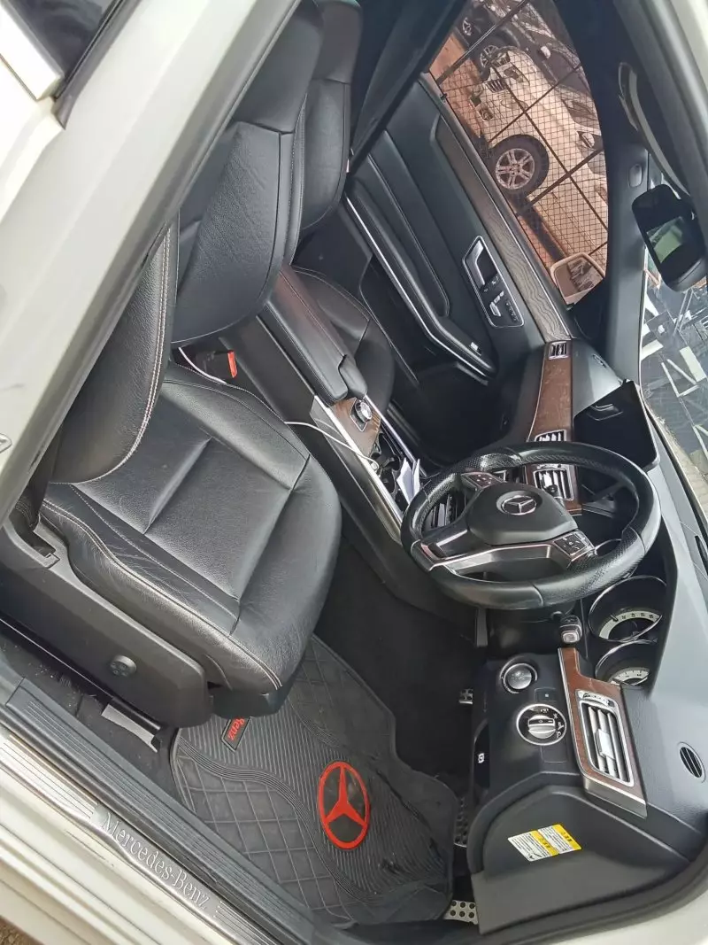 Mercedes-Benz E250   - 2014