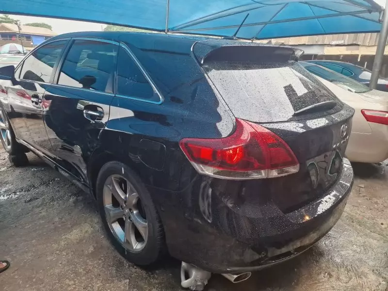 Toyota Venza   - 2013