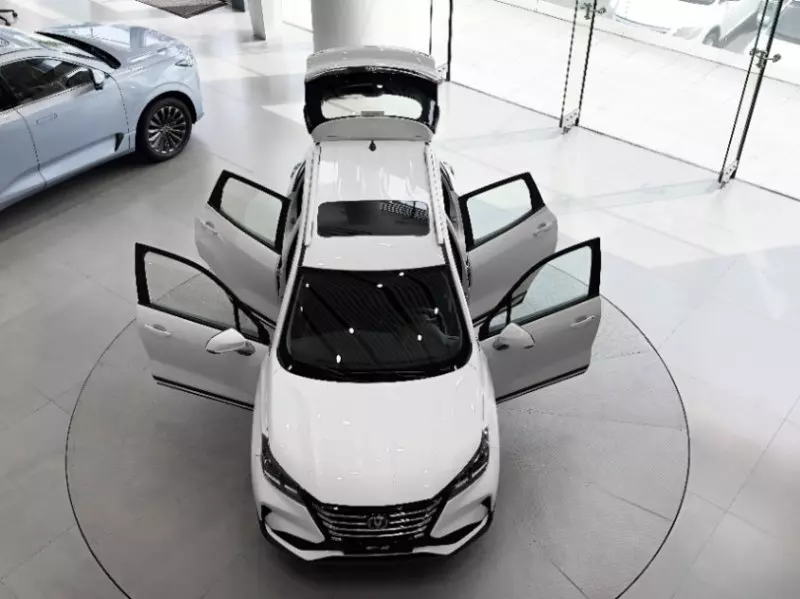 CHANGAN CS15   - 2025