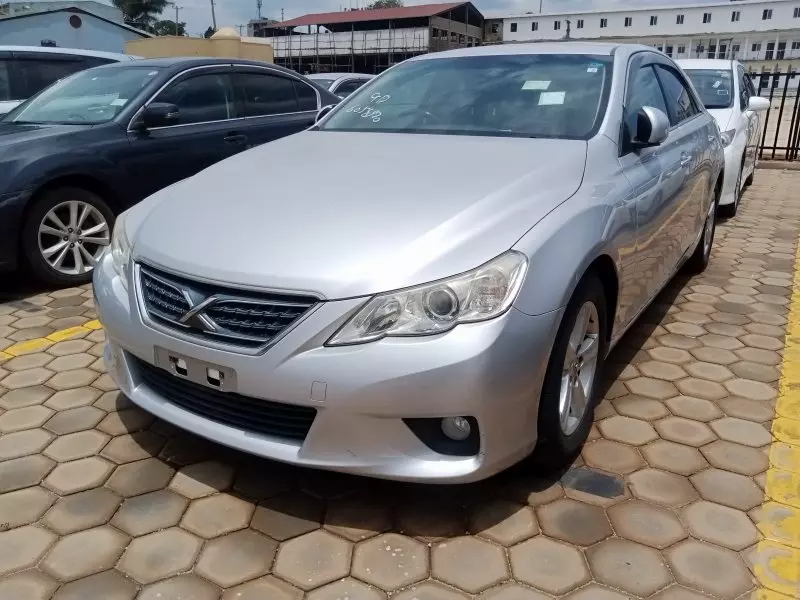 Toyota Mark X   - 2013