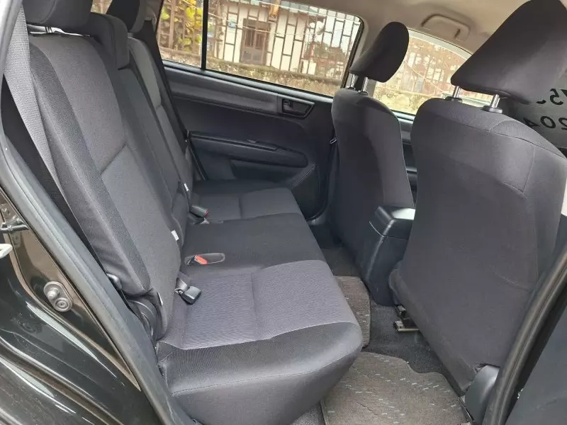 Toyota Fielder - 2012