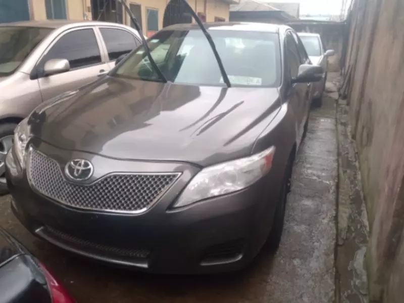 Toyota Camry   - 2007