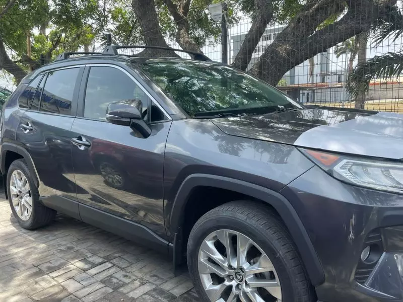 Toyota Rav4   - 2019