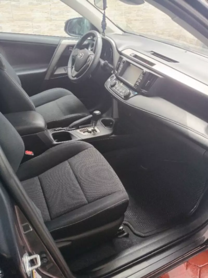 Toyota Rav4   - 2016