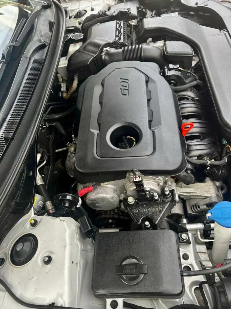 Hyundai Sonata   - 2015