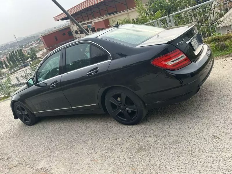 Mercedes-Benz C 300   - 2009