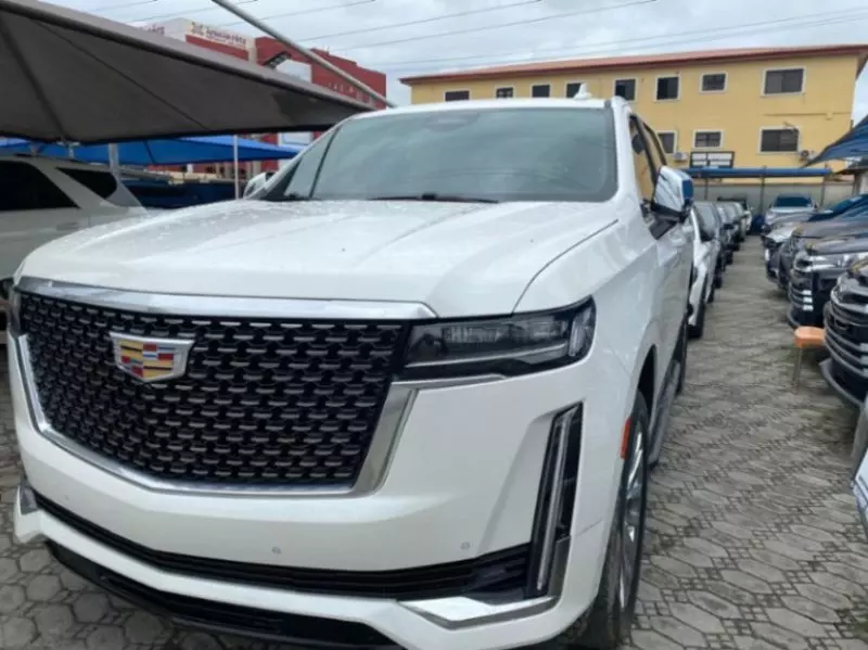 Cadillac Escalade   - 2023