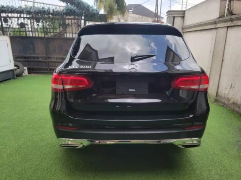Mercedes-Benz GLC 300