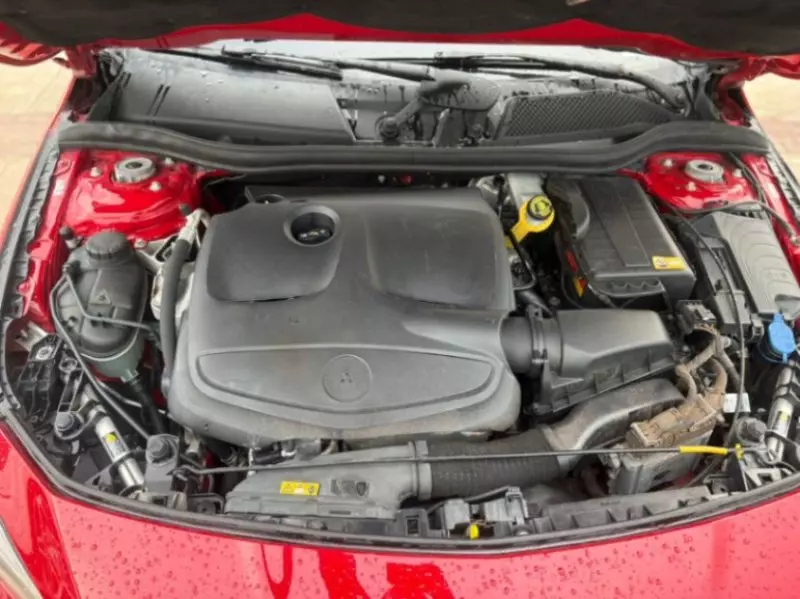 Mercedes-Benz CLA 250