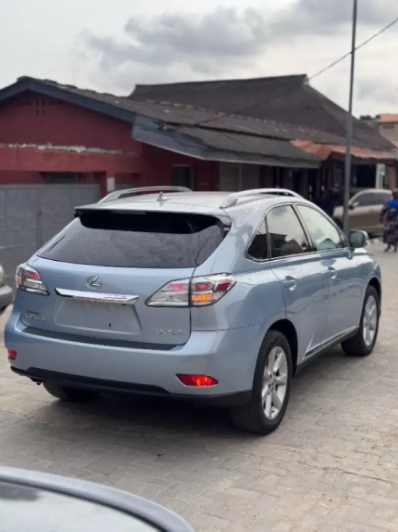 Lexus RX 350   - 2010