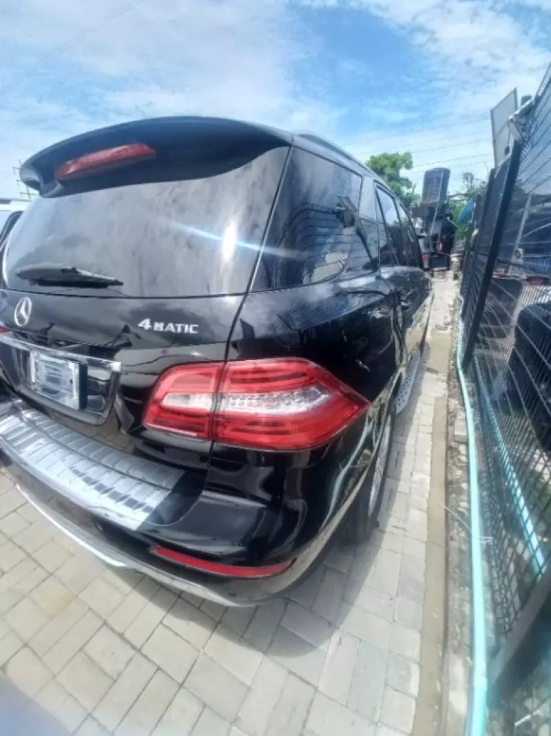 Mercedes-Benz ML 350   - 2012