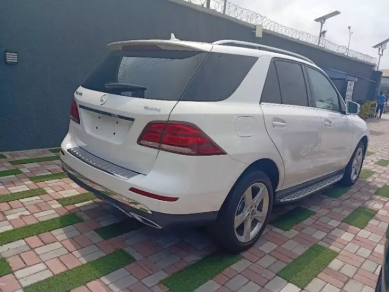 Mercedes-Benz GLE 350   - 2018