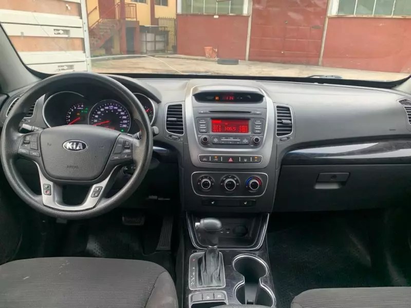 KIA Sorento   - 2014