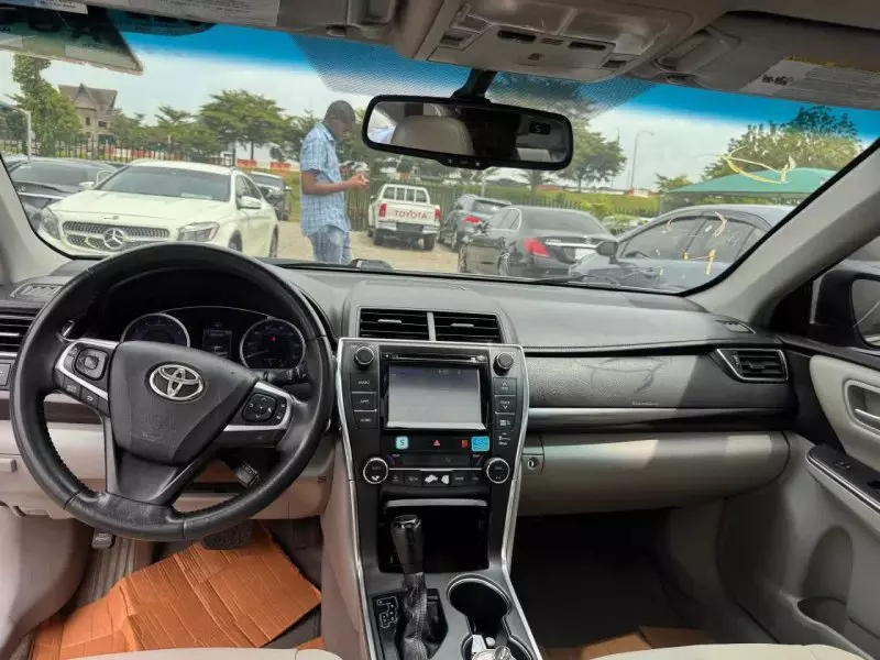 Toyota Camry   - 2015
