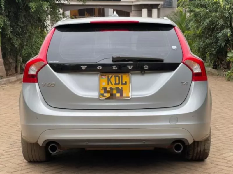 Volvo V60   - 2015