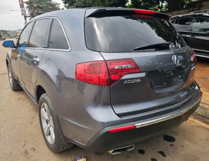 Acura MDX   - 2011