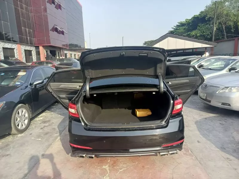 Hyundai Sonata   - 2015