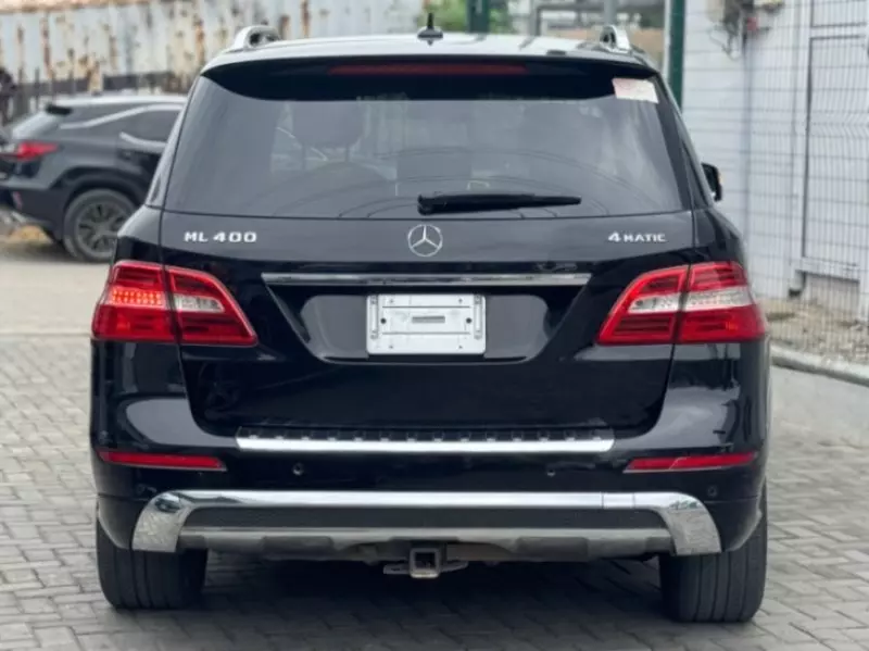 Mercedes-Benz ML 400   - 2015