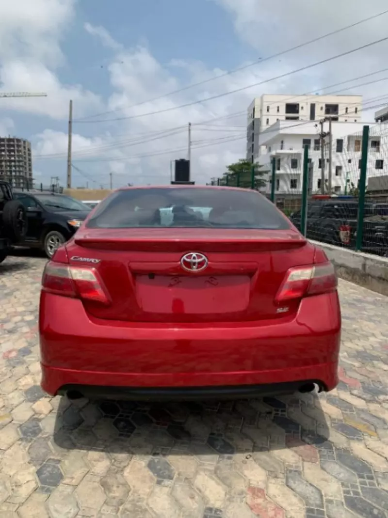 Toyota Camry   - 2007