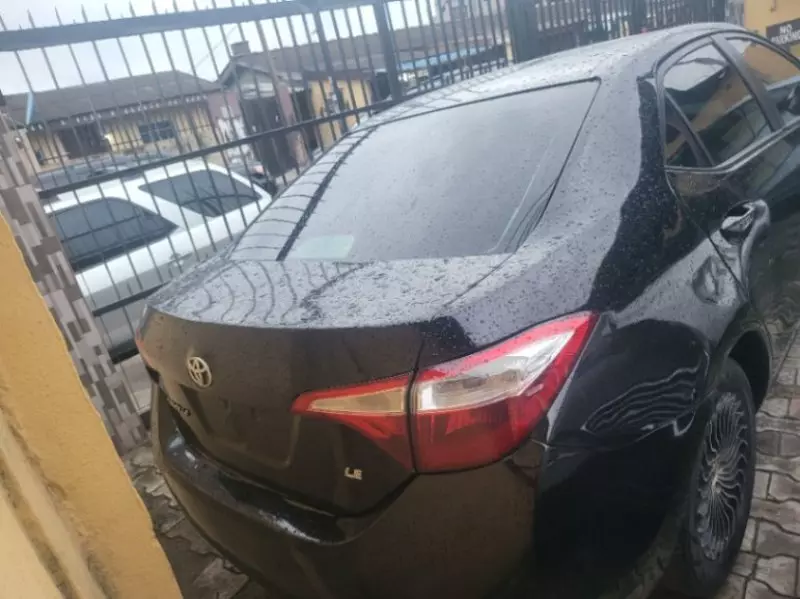 Toyota corolla   -